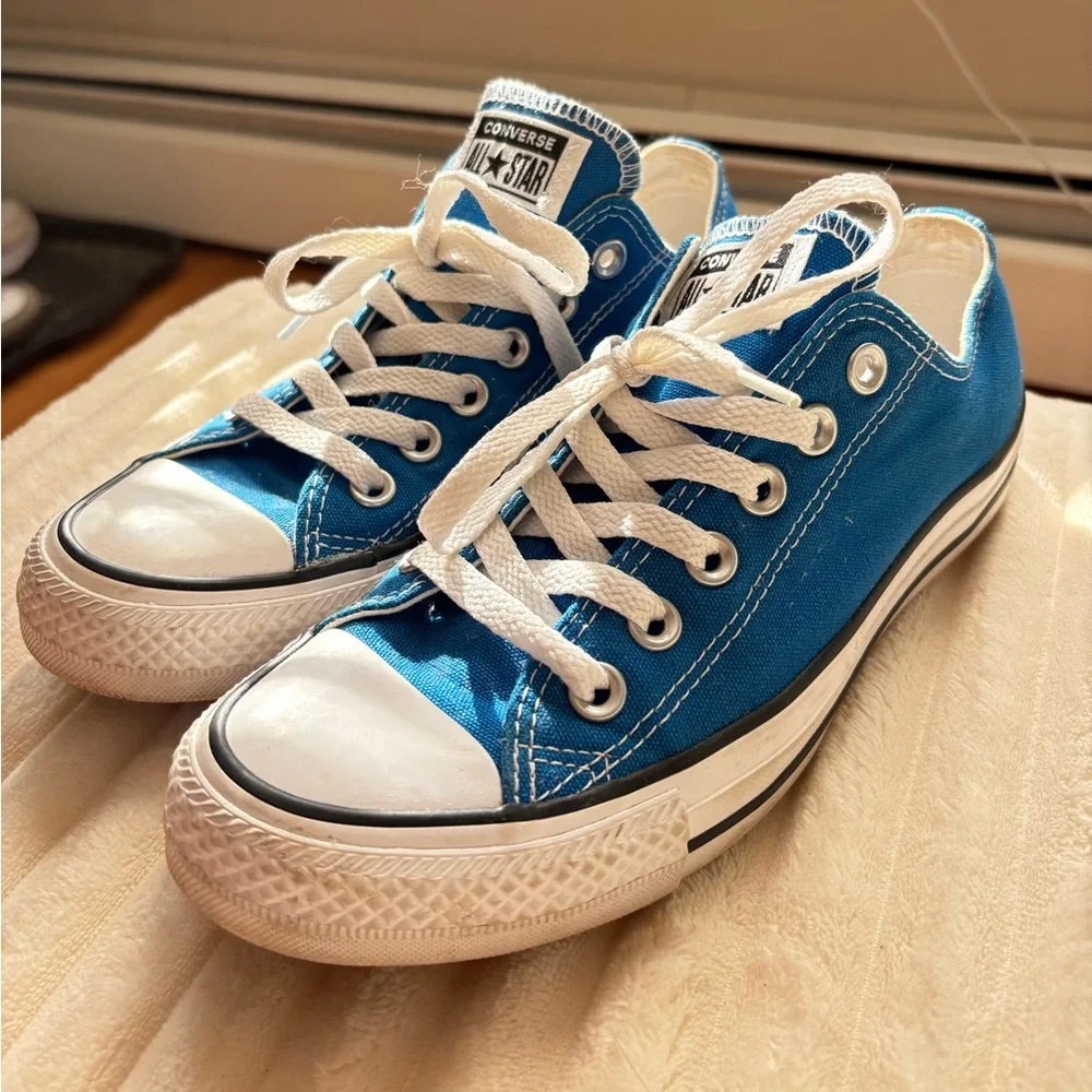 Converse Chuck Taylor All Star Low Top Blue Sneakers